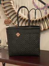 Load image into Gallery viewer, Large Tote - Black