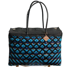 Load image into Gallery viewer, Weekender - Isla