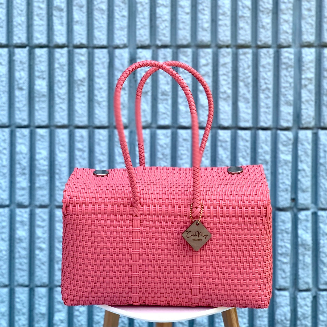 Medium Duffel - Coral